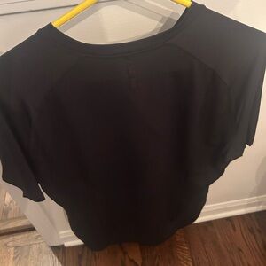 lululemon athletica Black Short Sleeve Tee